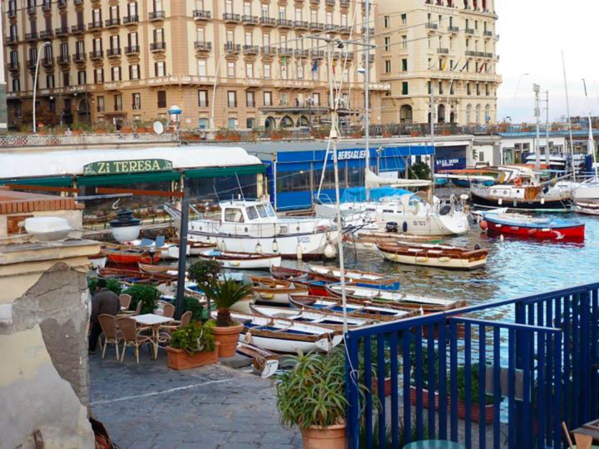 Napoli Lungomare Caracciolo Mon Amour エクステリア 写真